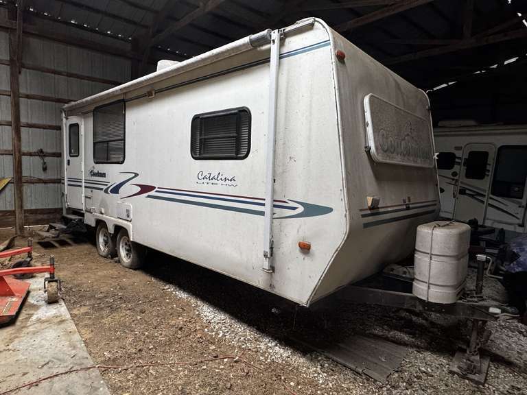 Coachmen Catalina Lite HW 22' Travel Trailer image