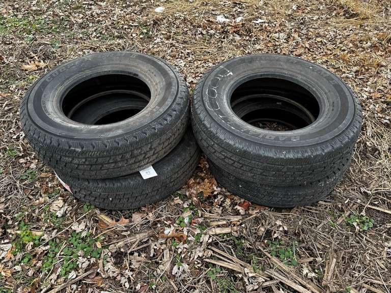 (4)-Cooper Sam 9.50R16 SLT M+S Radial Tires image