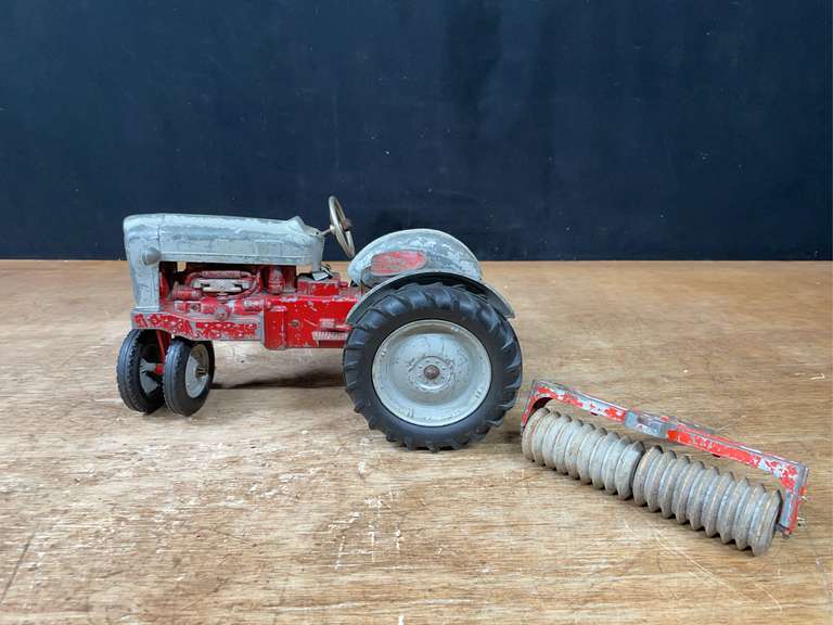 (2) 1/12 Ford 900 + Cultipacker Hubley image