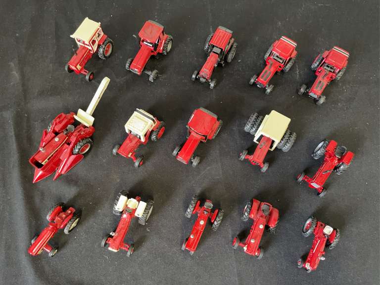 (15) 1/64 Case-IH + IH Tractors image