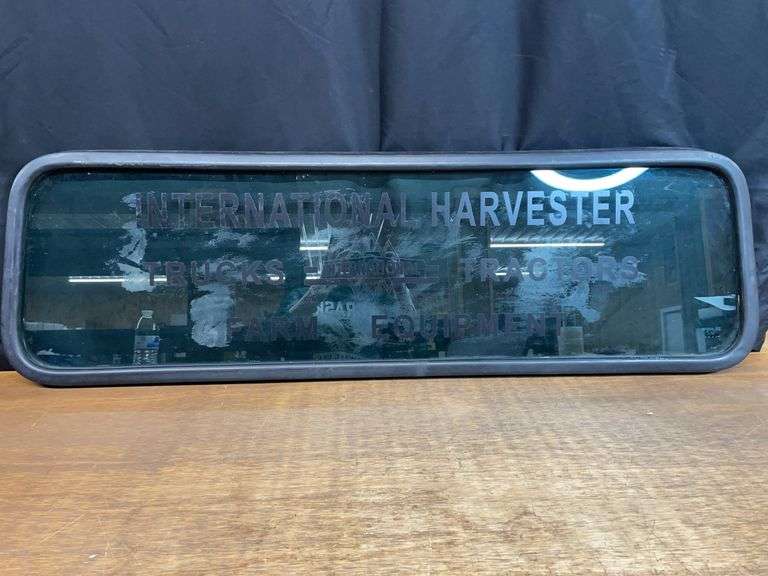 IH Trucks + Tractors Window image