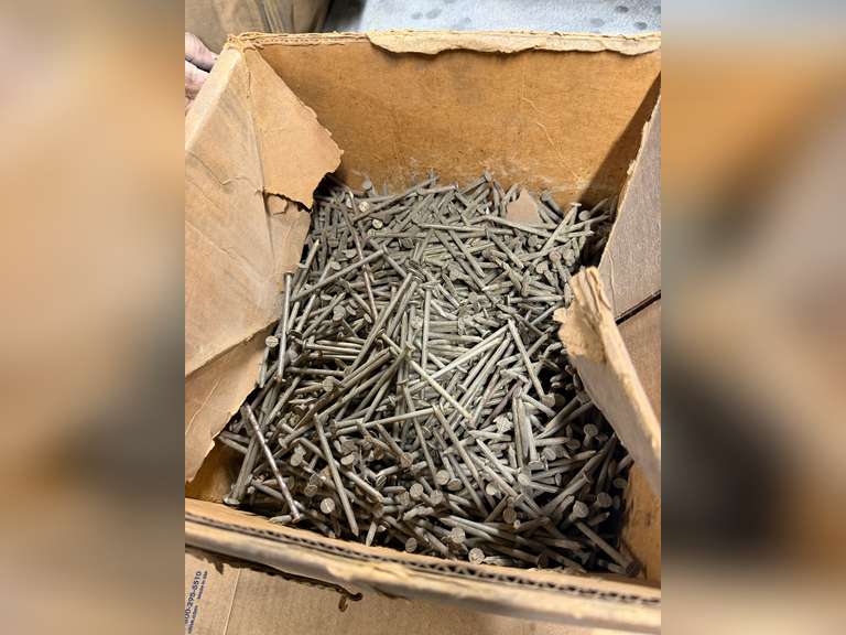 16 Penny-Coated Sinker Nails image