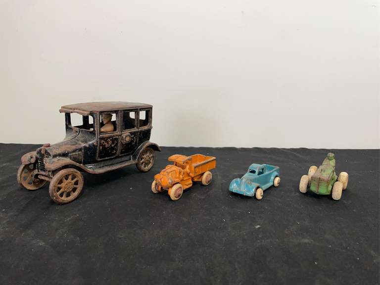 (4) Cast Iron Toys image