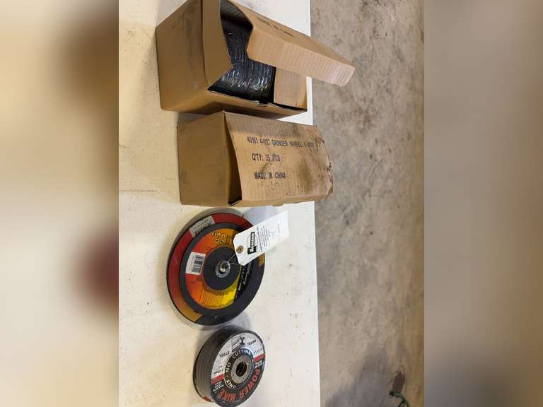 SSC, 4" grinding wheels and 7" grinding wheels image