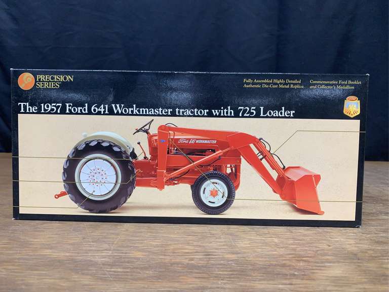 1/16 Ford 641 Workmaster w/Loader Precision NIB Ertl image