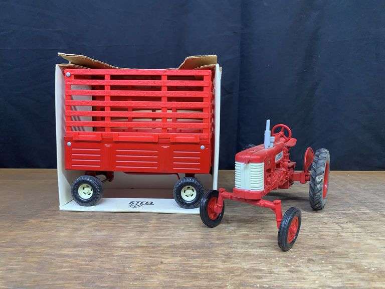 (2) 1/16 Farmall 350 + Bale Throw Wagon Ertl image