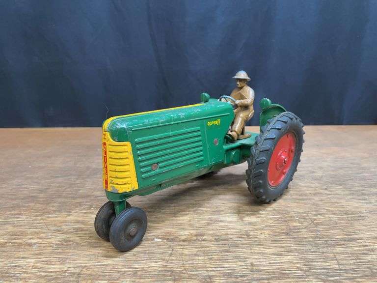 1/16 Oliver 77 Slik image
