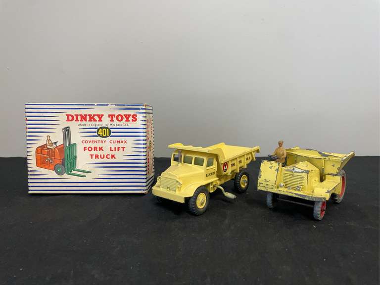 (3) Trucks + Forklift Dinky image