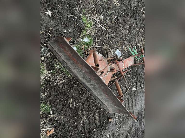 4' Garden Tractor Front Blade image