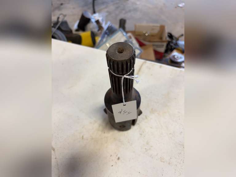 Large to Small 1,000 Pto Adapter image