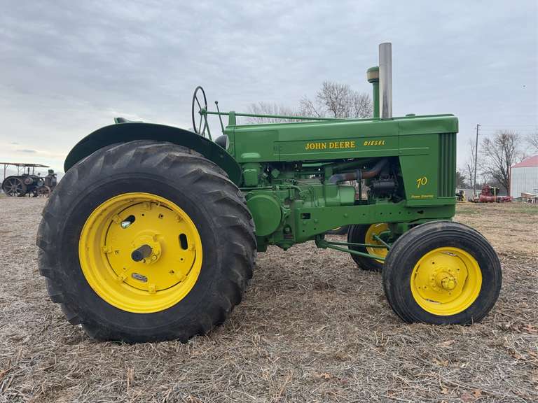 John Deere 70 Diesel Wide Front image