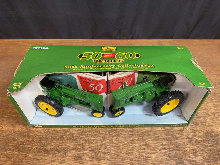 1/16 JohnDeere 50 + 60 50th Anniversary Ertl image