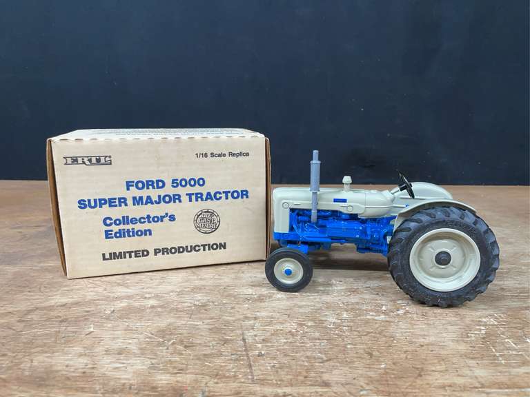 1/16 Ford 5000 Super Major Collector NIB Ertl image
