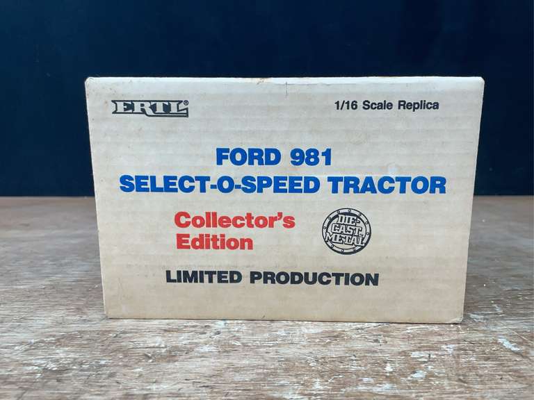 1/16 Ford 981 Collector NIB Ertl image