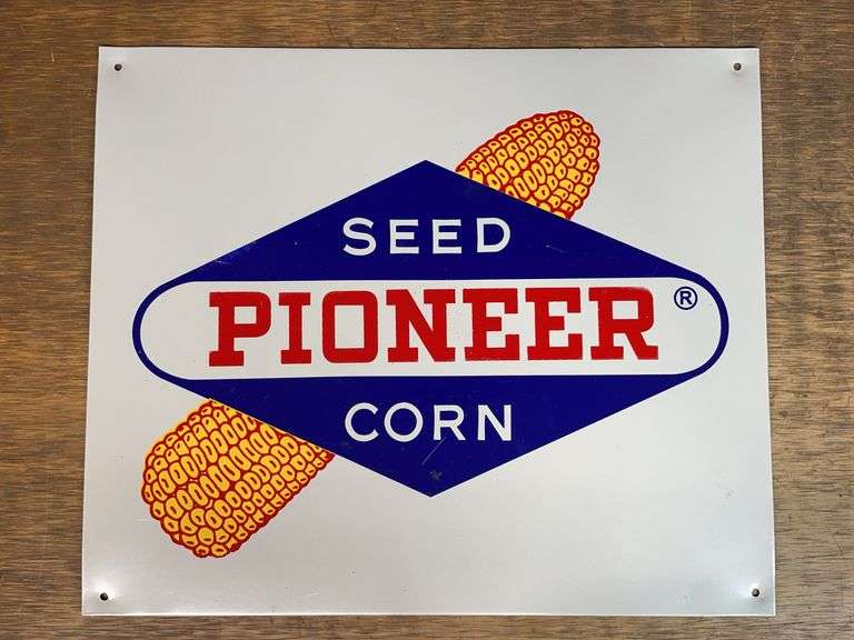 Pioneer Seed Corn SST Sign image