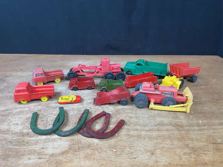 Trucks, Equipemnt, Horseshoes image