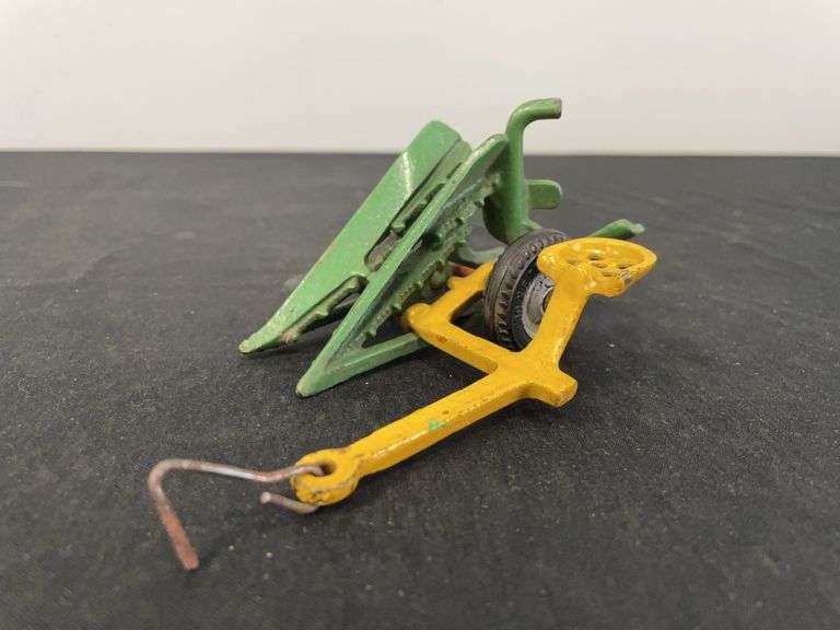 1/25 Corn Binder Arcade image