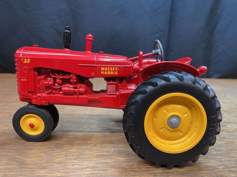 1/16 MH 33 Ertl image