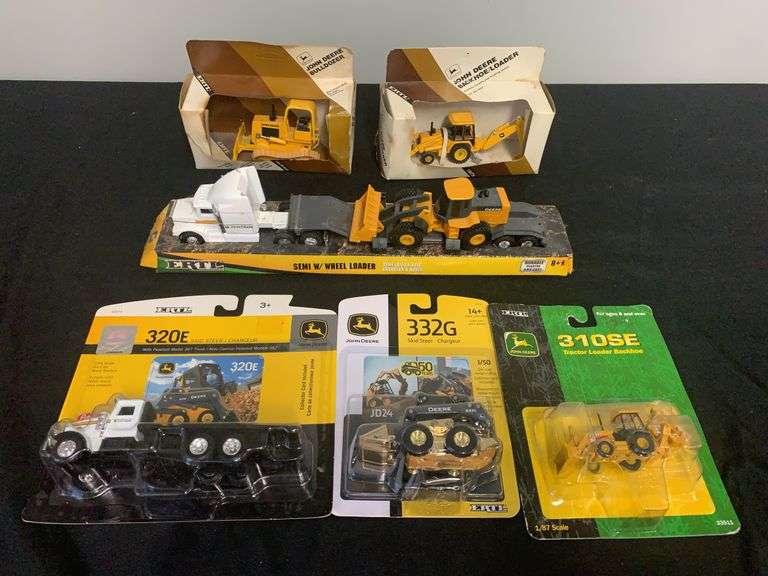 (6) John Deere Industrial Ertl image