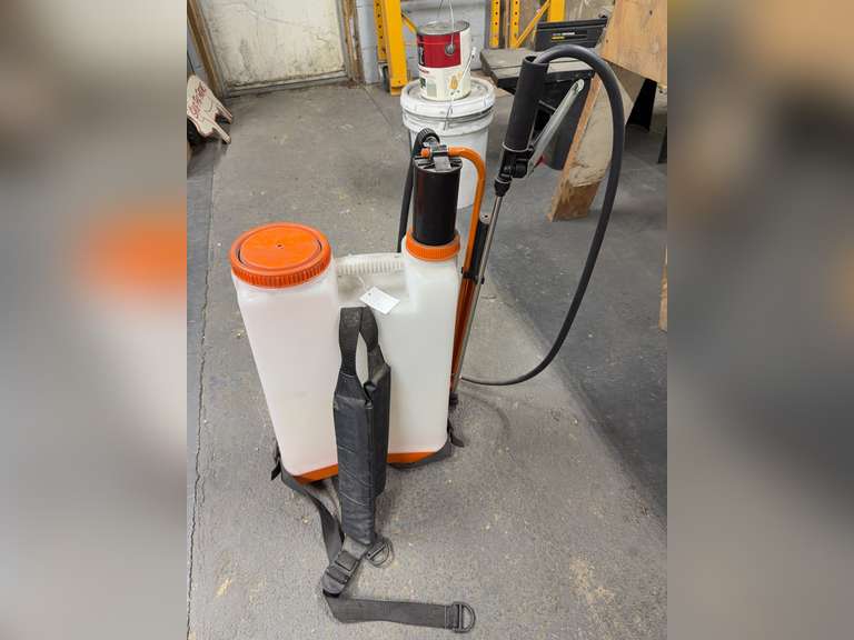 Backpack Sprayer image