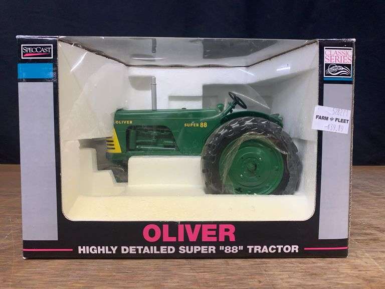 1/16 Oliver Super 88 NIB SC image