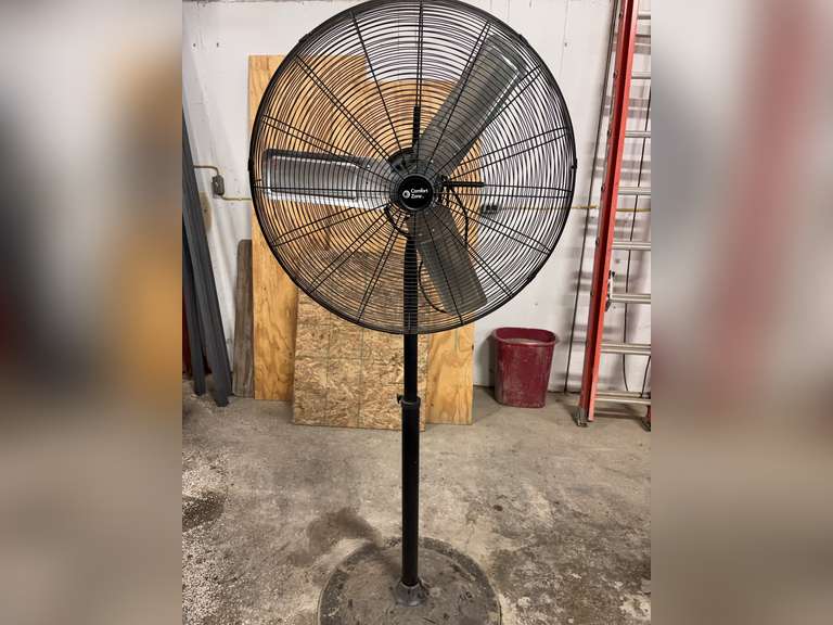 Comfort Zone Pedestal Fan image