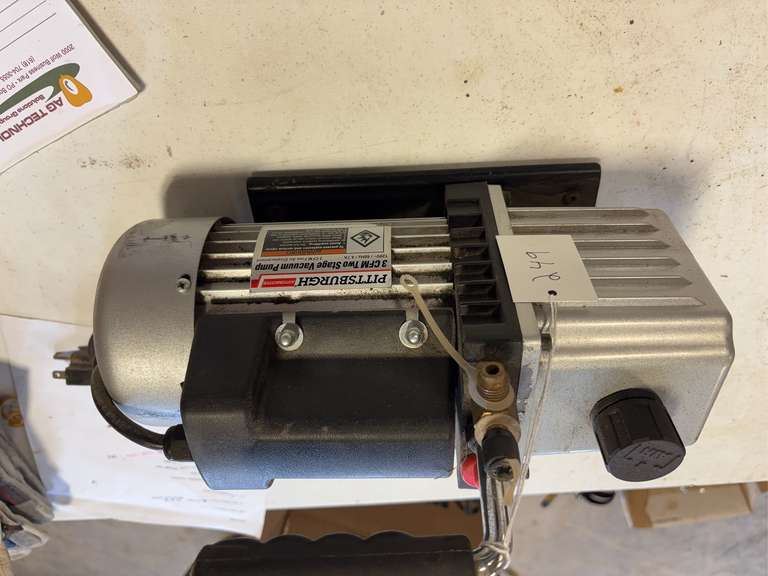 Pittsburgh 3CFM Two Stage Vacuum Pump image