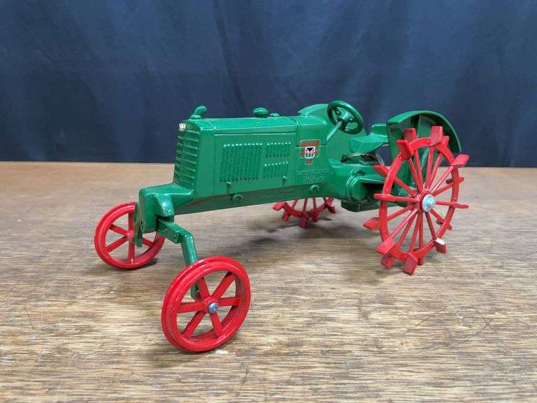 1/16 Oliver 70 1988 National Show SM image