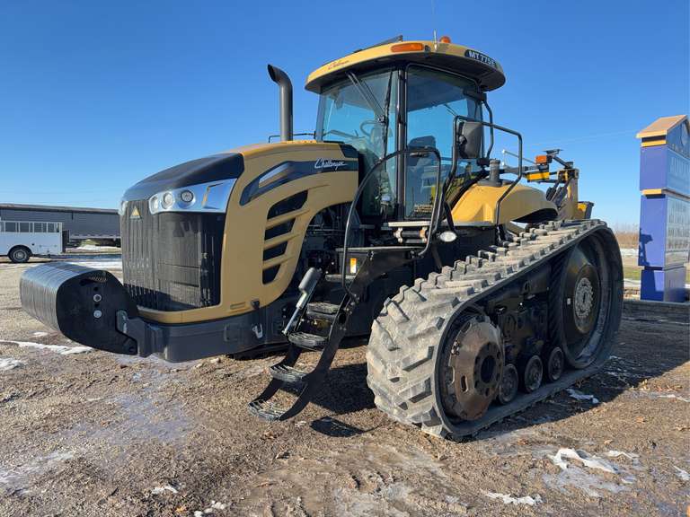 Agco/Cat 775E Tractor image