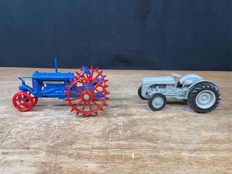 (2) 1/16 Fordson + Ford 9N image
