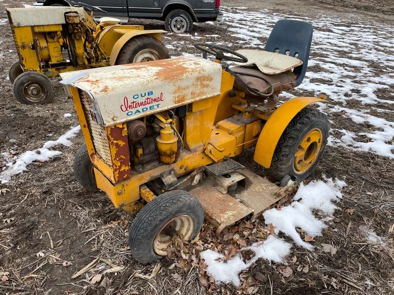 International Cub Cadet Lawn Tractor w/ Mower Deck image