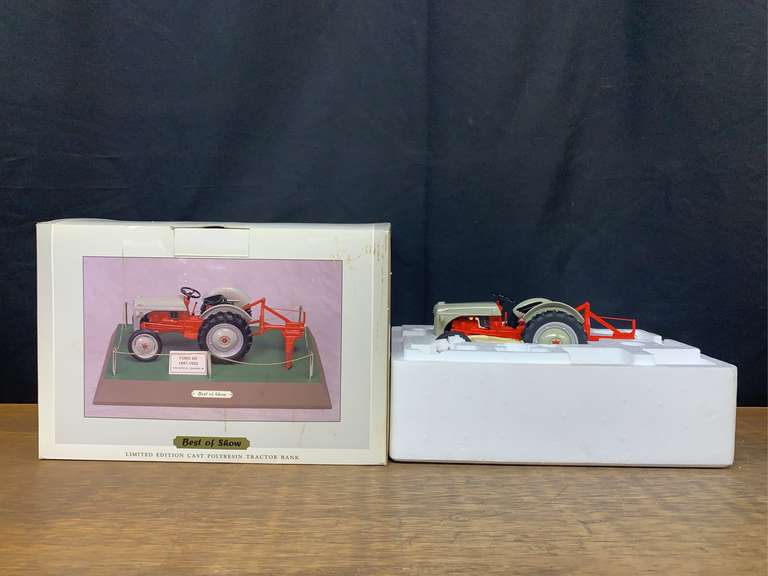 1/16 Ford 8N Best of Show NIB SC image