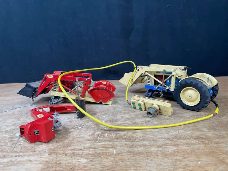 (2) 1/16 Ford Backhoes Cragstan image