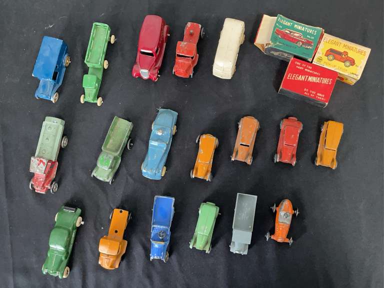 (21) Cars + Trucks image