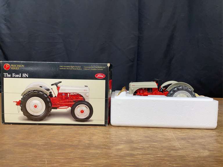 1/16 Ford 8N Precision NIB Ertl image