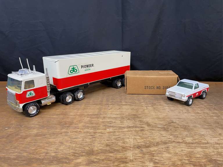 (2) Pioneer Semi + Pickup image