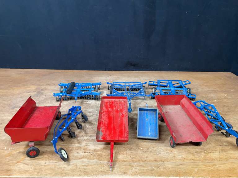 (9) 1/16 Ford Implements image