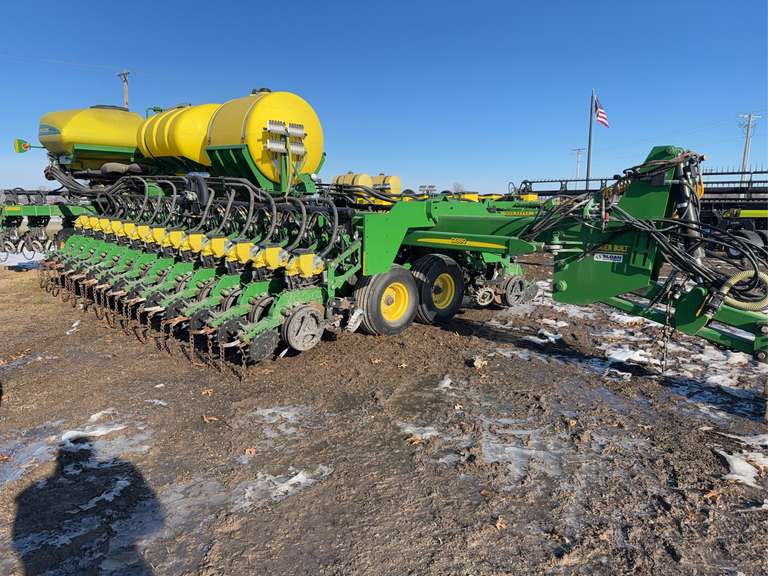 JD 36-20 DB 60 Precision Planter image