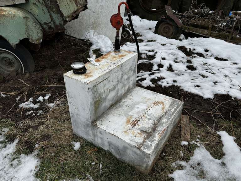 50(?) Gal. Fuel Transfer Tank image