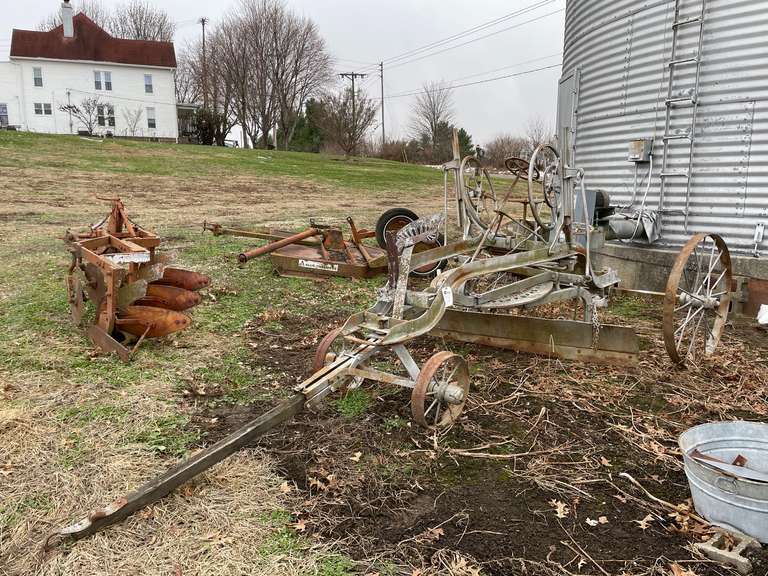 Western Wheel Scraper on Steel image