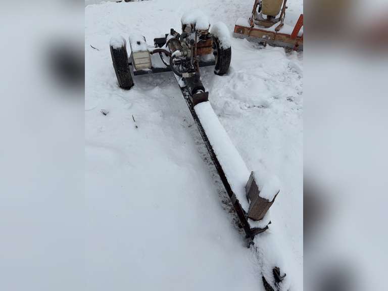 Gas Powered Log Splitter image