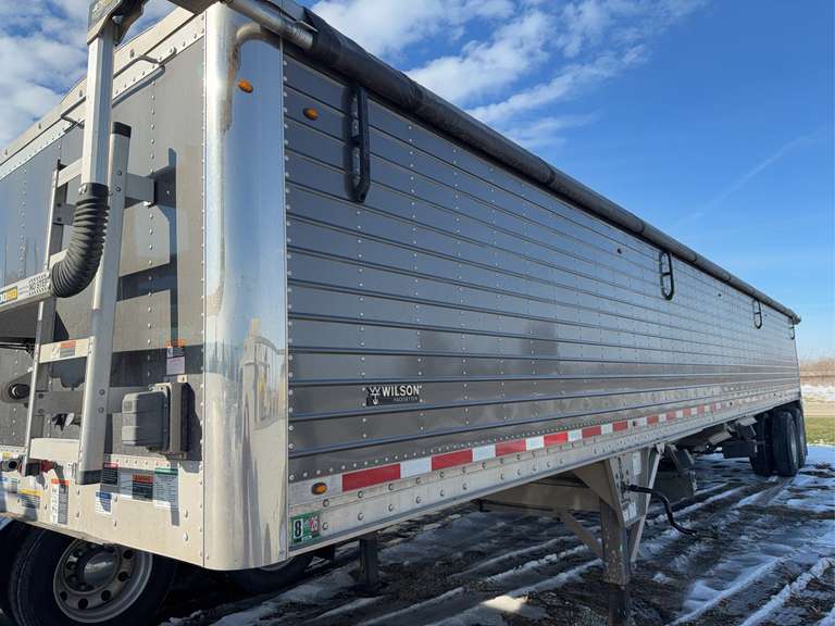 2022 Wilson Ag Hopper Trailer image