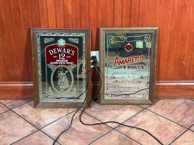 Dewar’s & Amaretto Signs image