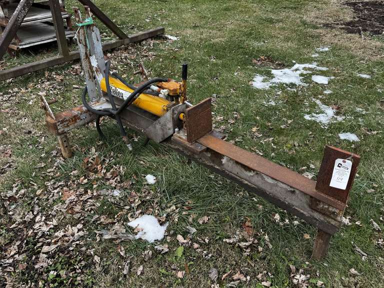 Kelly Farm Equip. KLS24 Hydraulic Wood Splitter image