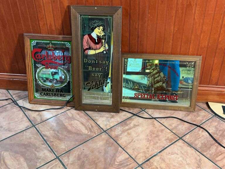 3 Mirrored Signs- Special Export, Schlitz, Carlsbedg image