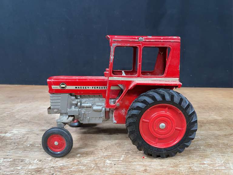 1/16 MF 1080 Ertl image