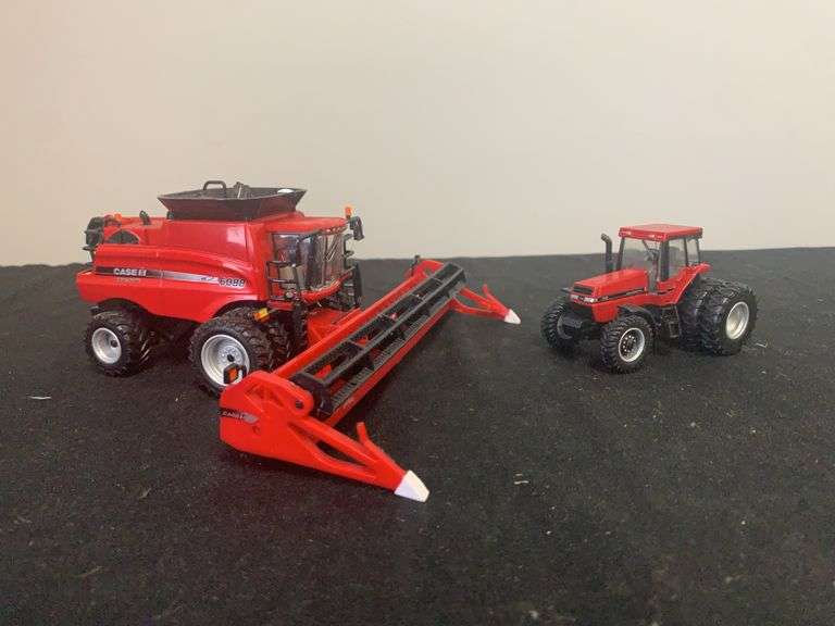 (2) 1/64 Case-IH Combine + Tractor Ertl image