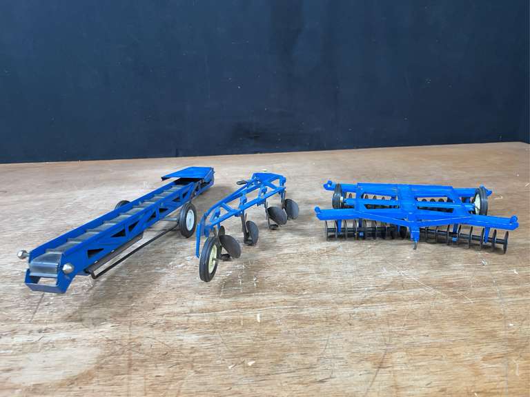 (3) 1/16 Ford Plow, Disk, Elevator Ertl image