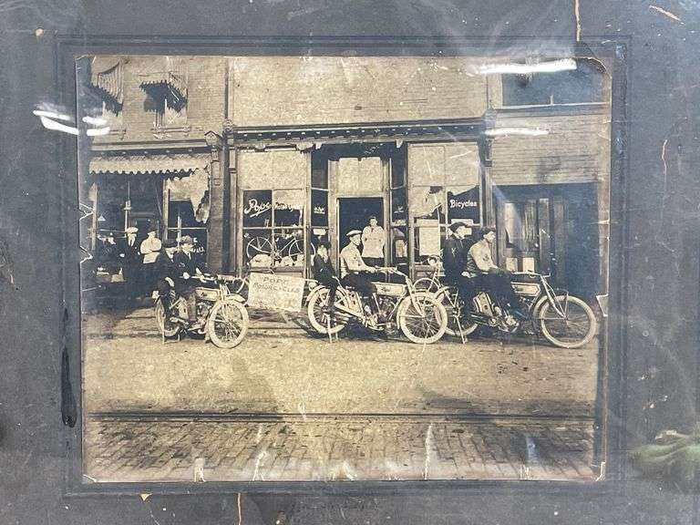 Pope Motorcycle Photo