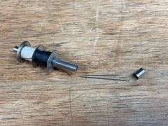 Buckeye Traction Ditcher Co. Thread Holder